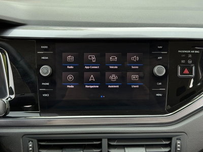 Volkswagen Polo 1.0 tsi Style 95cv dsg (12)