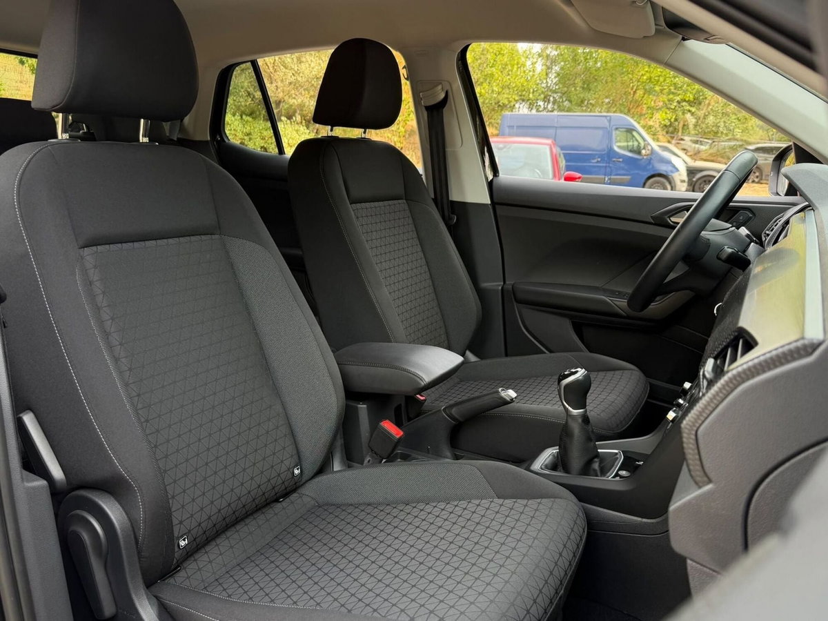 Volkswagen T-Cross 1.0 TSI 110 CV DSG Style (9)