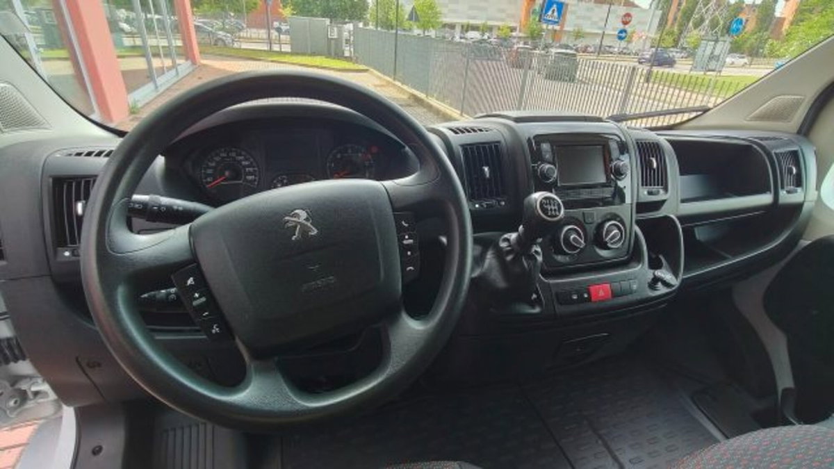 Fiat Ducato Furgone L2H2 2.2 diesel 140cv (8)