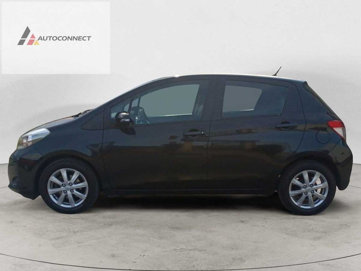 Toyota Yaris 1.0 5 porte Lounge (3)