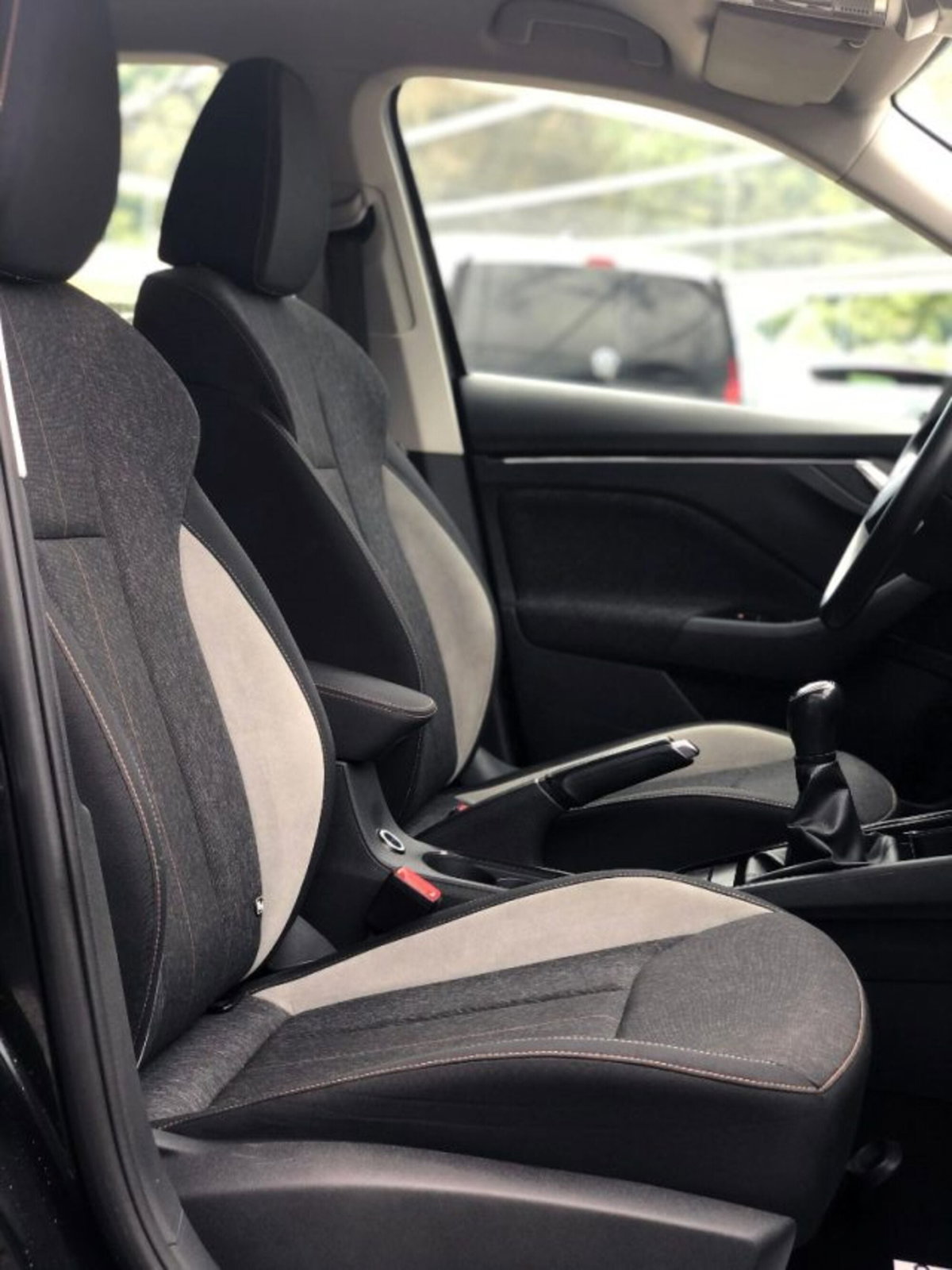 Skoda Kamiq 1.0 TSI 110 CV DSG Style (13)