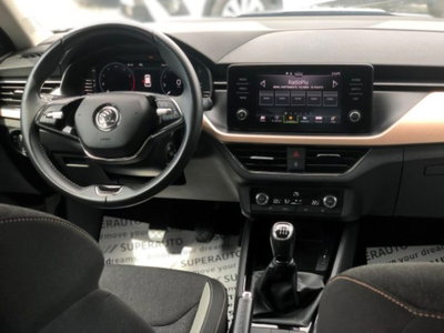 Skoda Kamiq 1.0 TSI 110 CV DSG Style (15)