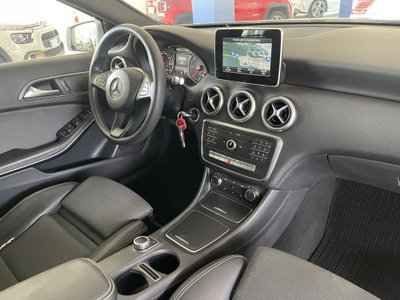 Mercedes-Benz Classe A 160 d Automatic Executive (13)