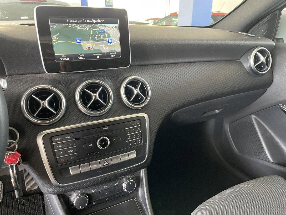 Mercedes-Benz Classe A 160 d Automatic Executive (7)