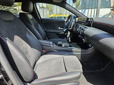 Mercedes-Benz Classe A Sedan 180 d Automatic 4p. Premium (11)