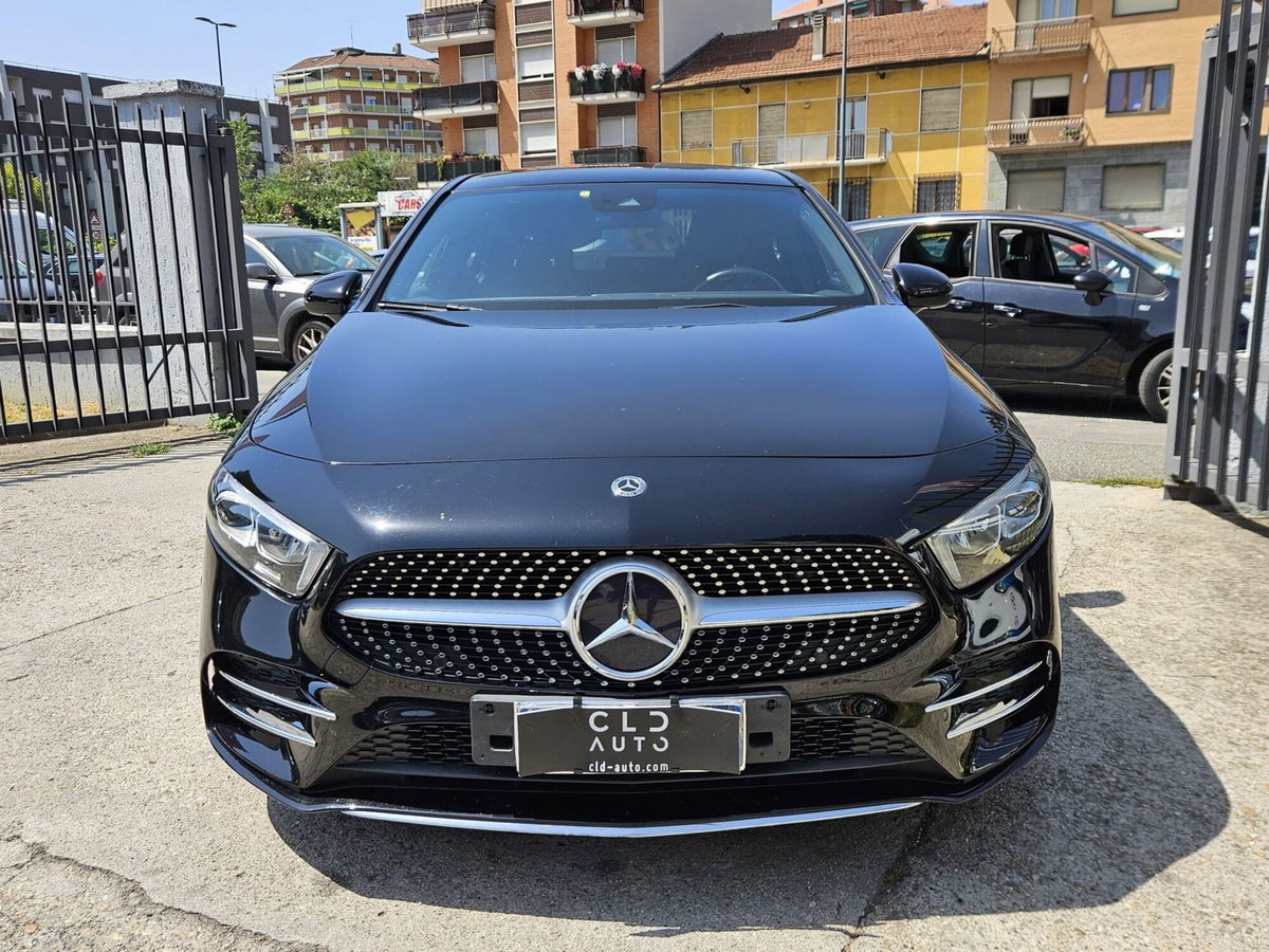 Mercedes-Benz Classe A Sedan 180 d Automatic 4p. Premium (2)