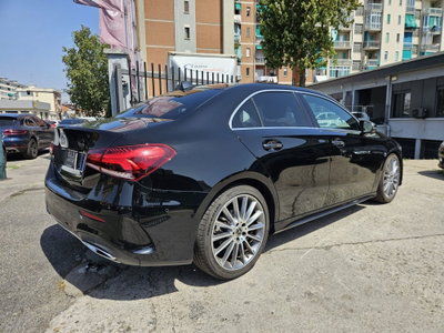 Mercedes-Benz Classe A Sedan 180 d Automatic 4p. Premium (4)