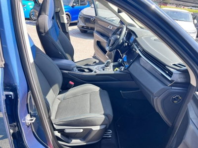 Lynk & Co 01 01 1.5 td phev (6)