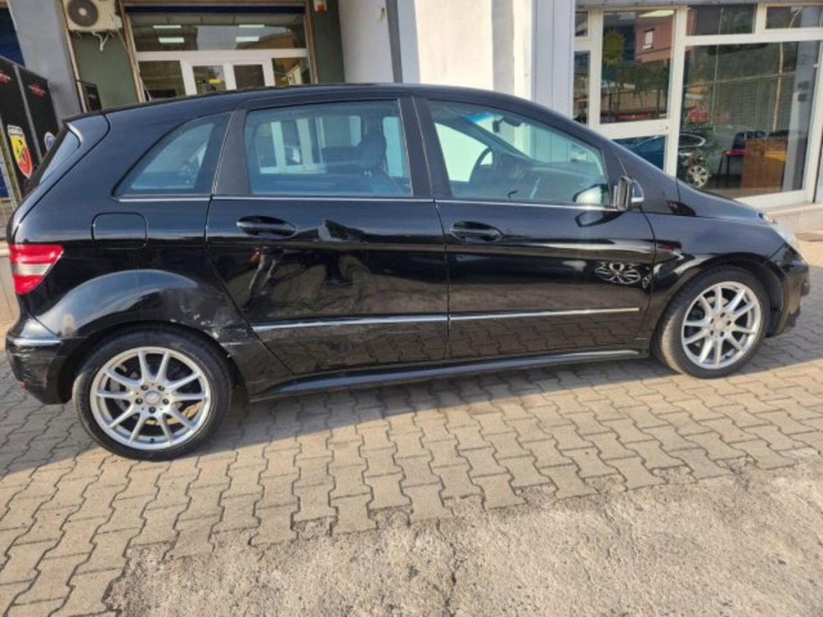Mercedes-Benz Classe B 180 CDI Sport (7)