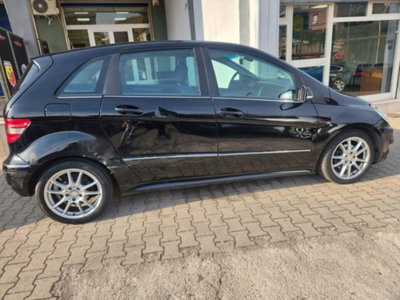 Mercedes-Benz Classe B 180 CDI Sport (7)