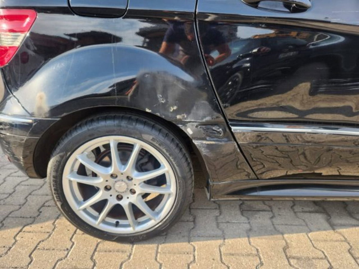 Mercedes-Benz Classe B 180 CDI Sport (9)