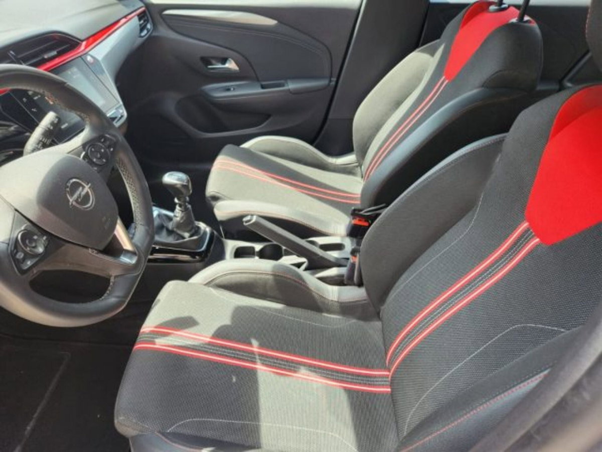 Opel Corsa 1.2 100 CV GS Line (10)