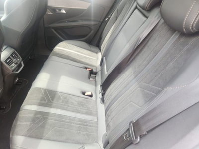 Peugeot 3008 1.2 hybrid GT Exclusive 145cv e-dcs6 (18)