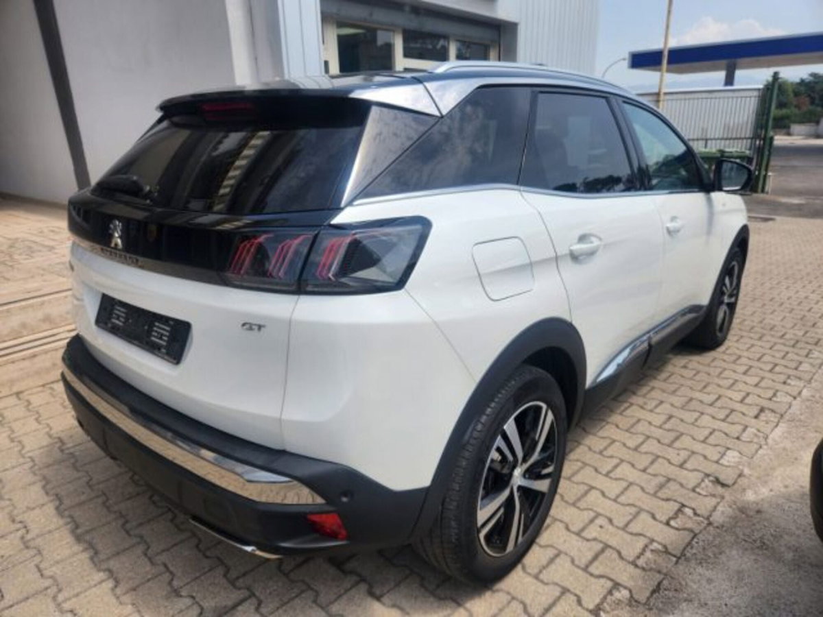 Peugeot 3008 1.2 hybrid GT Exclusive 145cv e-dcs6 (6)