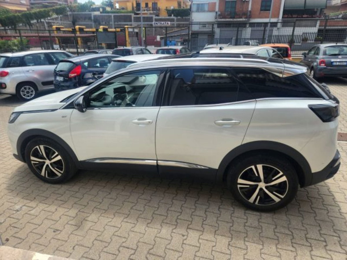 Peugeot 3008 1.2 hybrid GT Exclusive 145cv e-dcs6 (8)