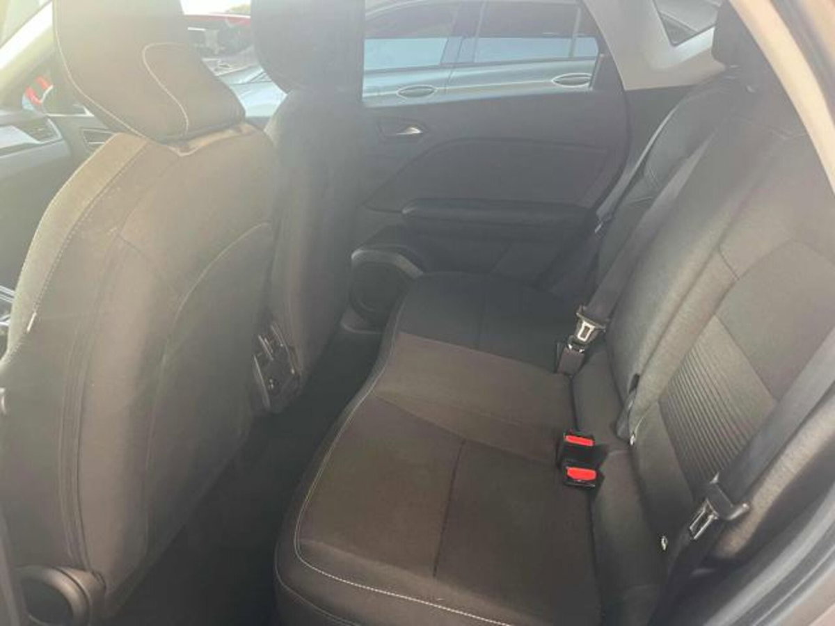 Renault Captur Blue dCi 95 CV Zen (6)