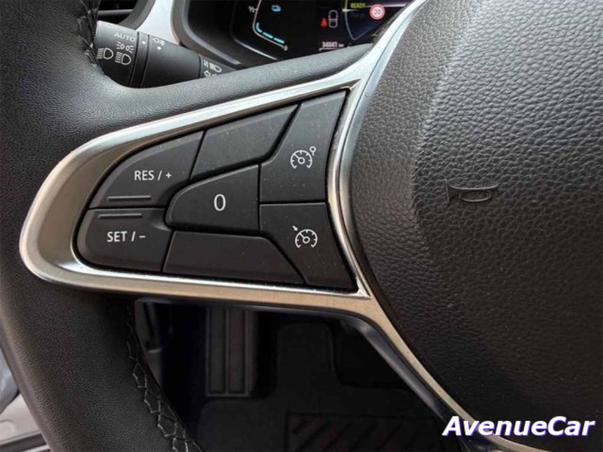 Renault Captur Full Hybrid E-Tech 145 CV Equilibre (13)