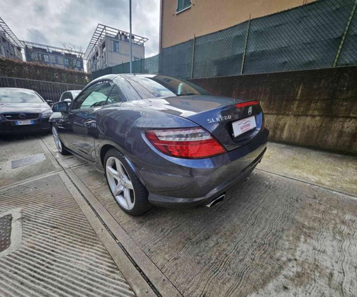 Mercedes-Benz SLK 200 BlueEFFICIENCY Premium (7)