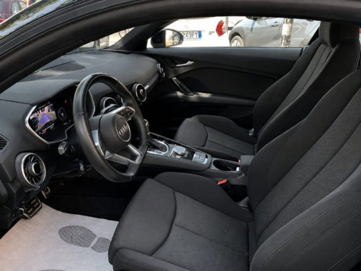 Audi TT Coupé 40 TFSI S tronic (10)