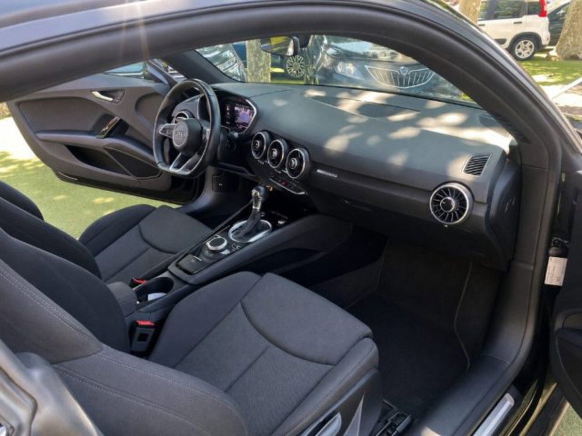 Audi TT Coupé 40 TFSI S tronic (11)