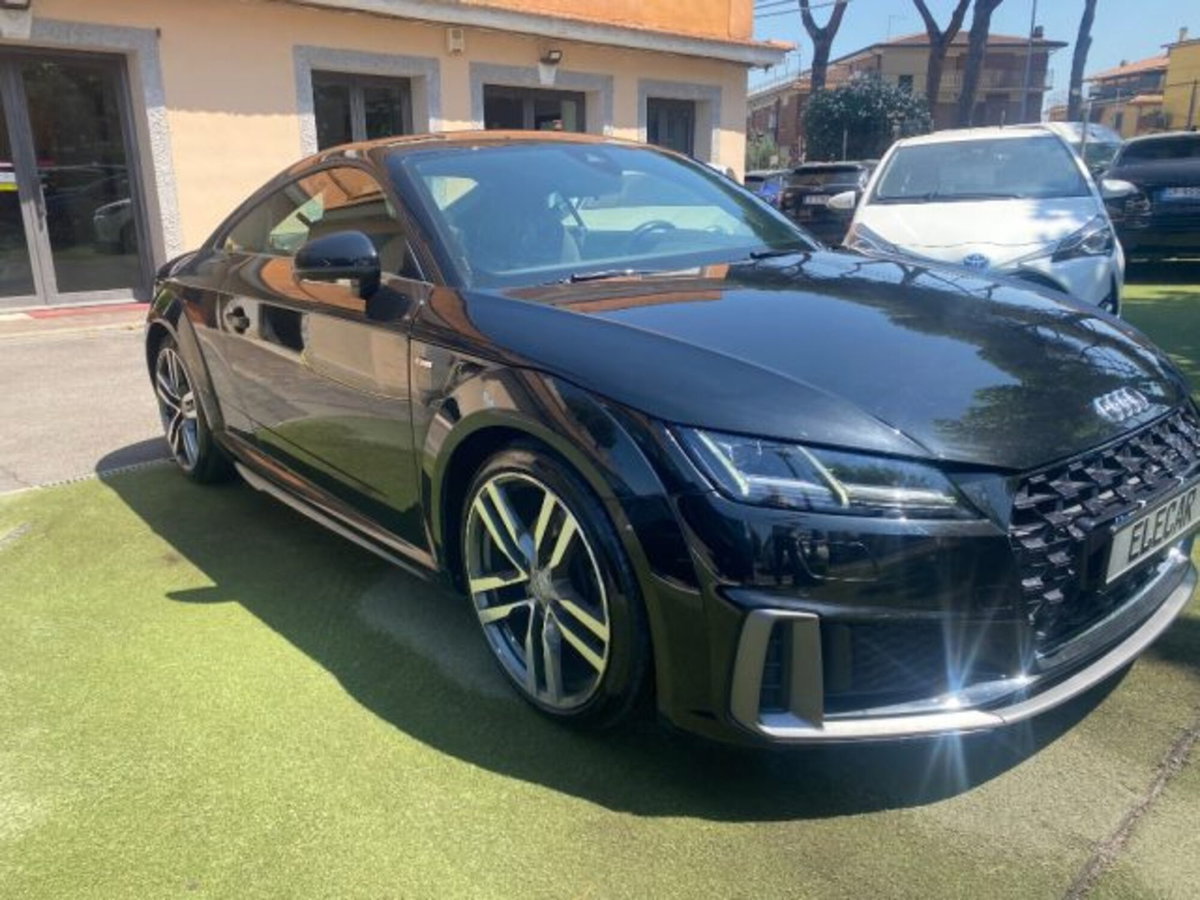 Audi TT Coupé 40 TFSI S tronic (3)