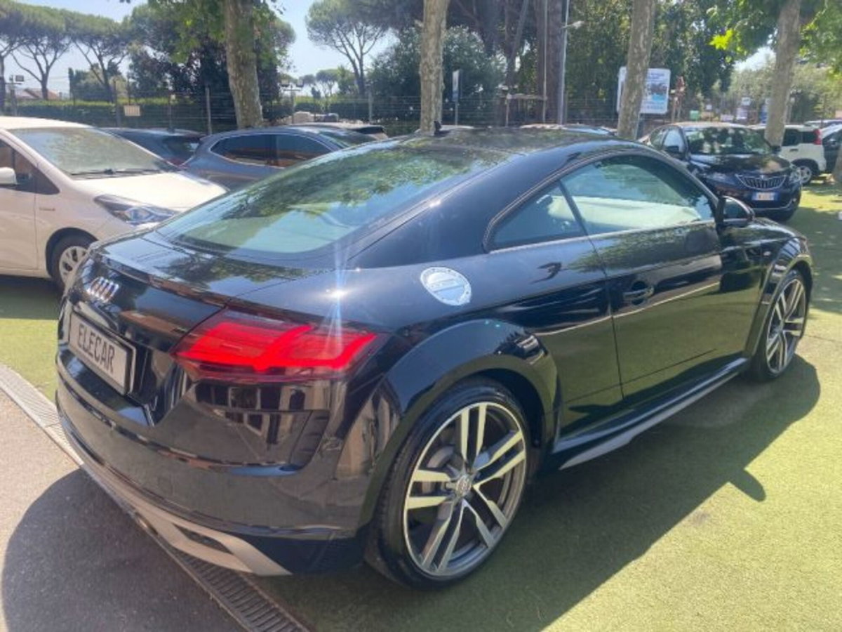 Audi TT Coupé 40 TFSI S tronic (4)