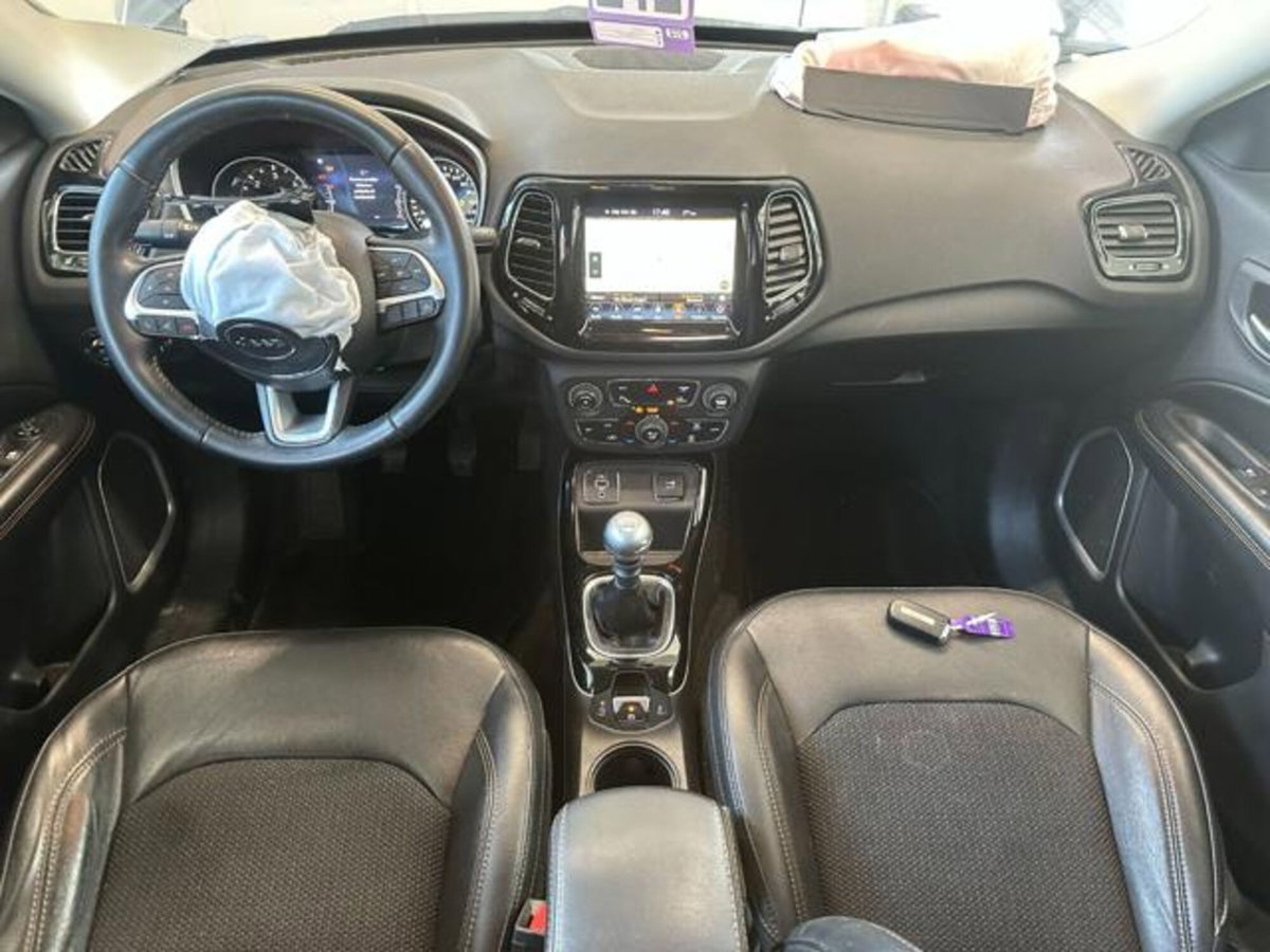 Jeep Compass 1.6 Multijet II 2WD Limited (14)