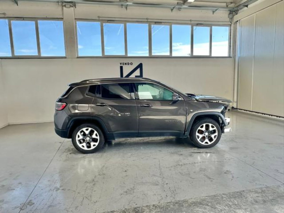 Jeep Compass 1.6 Multijet II 2WD Limited (8)