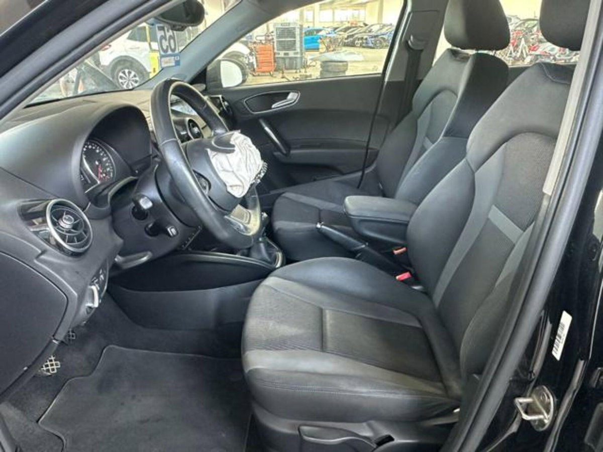 Audi A1 Sportback 1.4 TDI (11)
