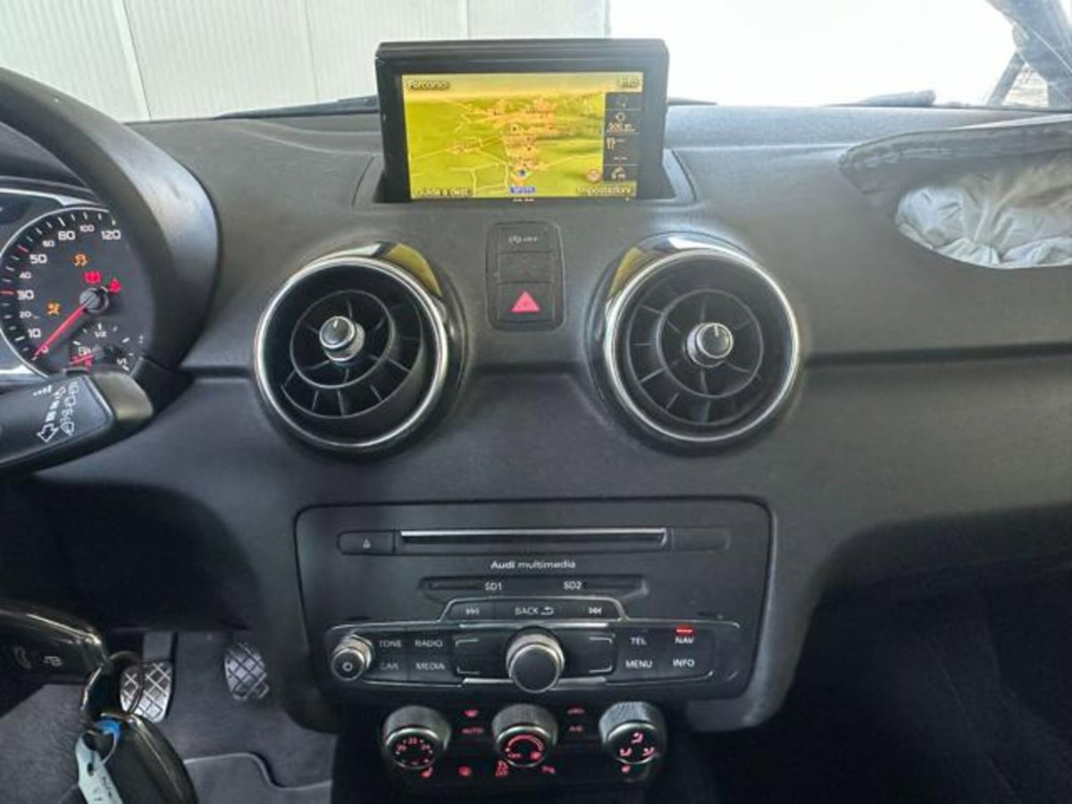 Audi A1 Sportback 1.4 TDI (16)