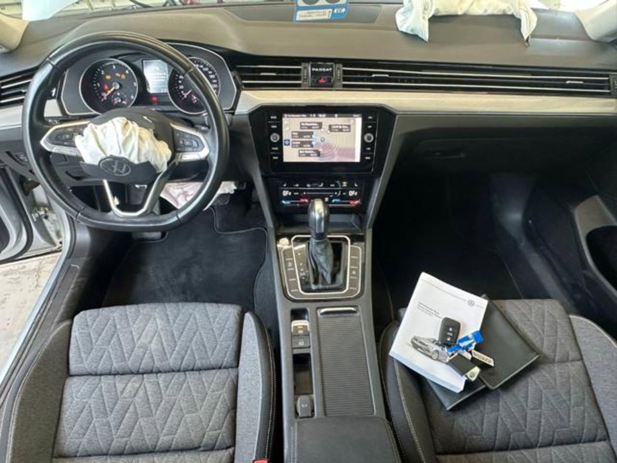 Volkswagen Passat Variant 2.0 TDI SCR 122 CV EVO DSG Business (14)
