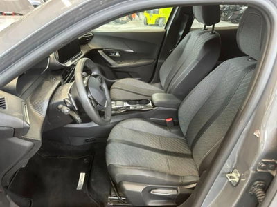Peugeot 2008 1.2 hybrid Active 136cv e-dcs6 (11)