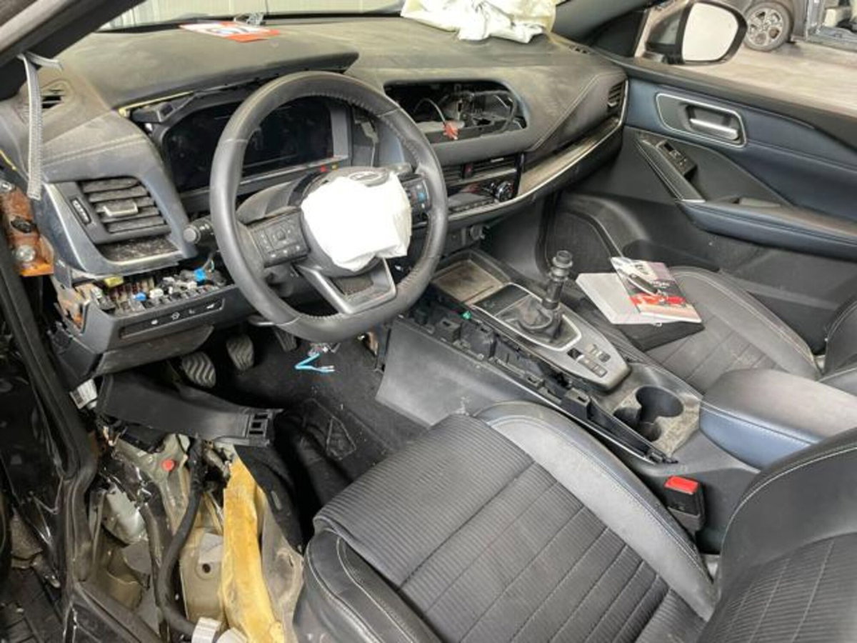 Nissan Qashqai 1.3 mhev Tekna 2wd 140cv (14)