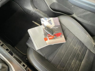 Nissan Qashqai 1.3 mhev Tekna 2wd 140cv (19)
