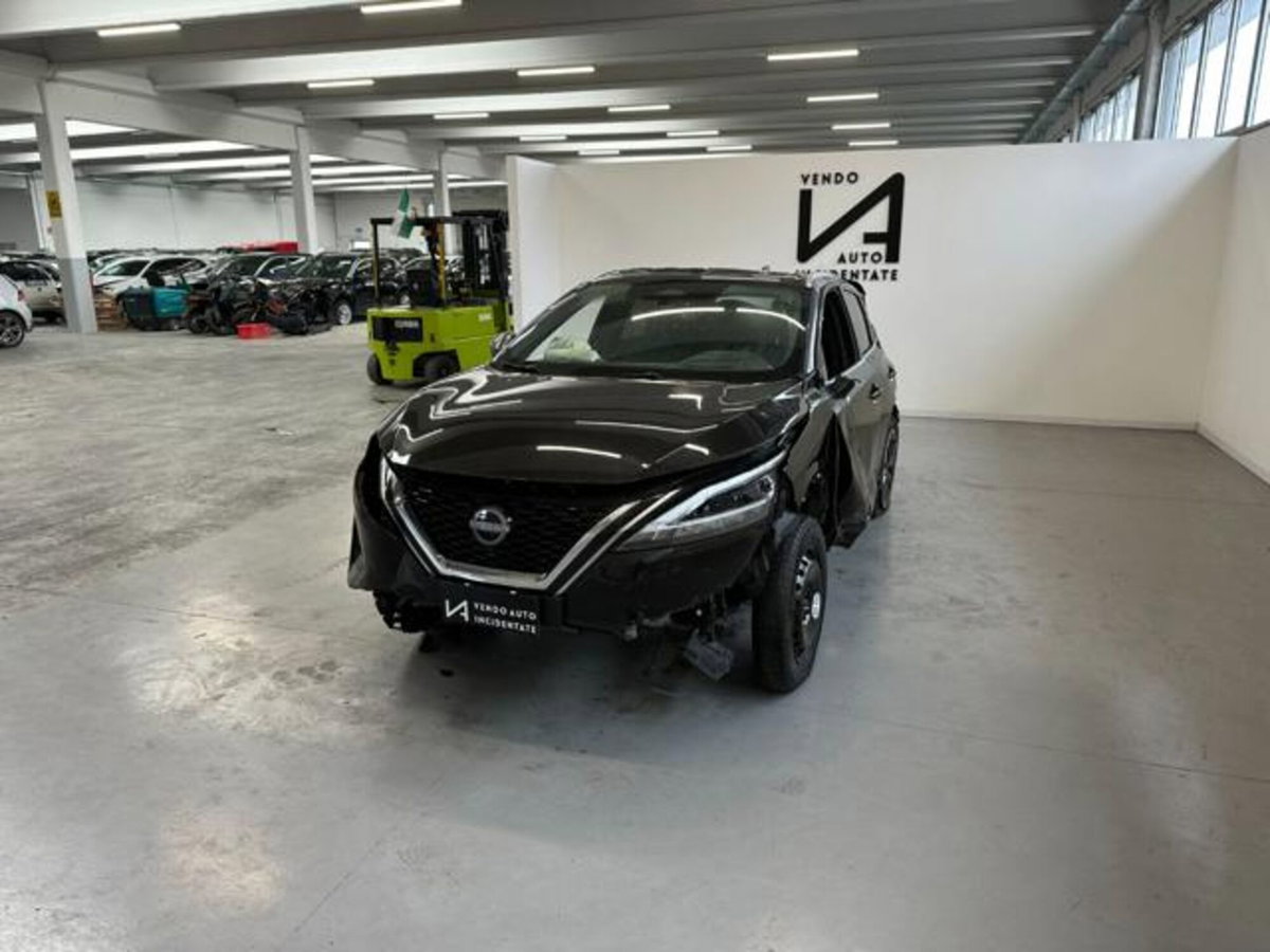 Nissan Qashqai 1.3 mhev Tekna 2wd 140cv (3)