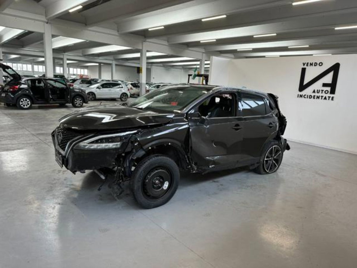 Nissan Qashqai 1.3 mhev Tekna 2wd 140cv (4)