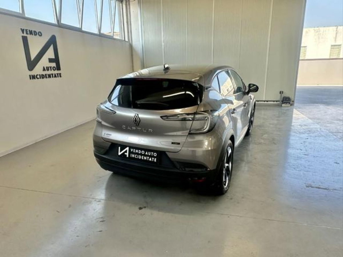 Renault Captur Full Hybrid E-Tech 145 CV Techno (7)