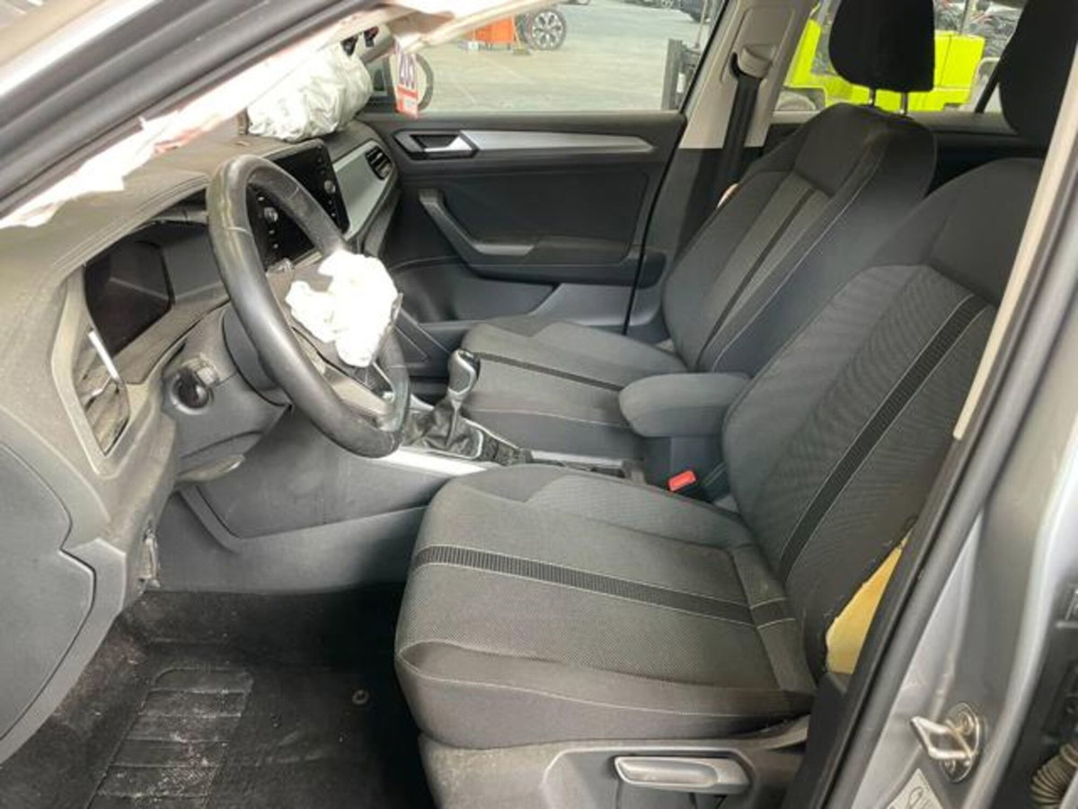 Volkswagen T-Roc 1.0 TSI Life (12)