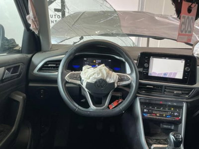 Volkswagen T-Roc 1.0 TSI Life (16)