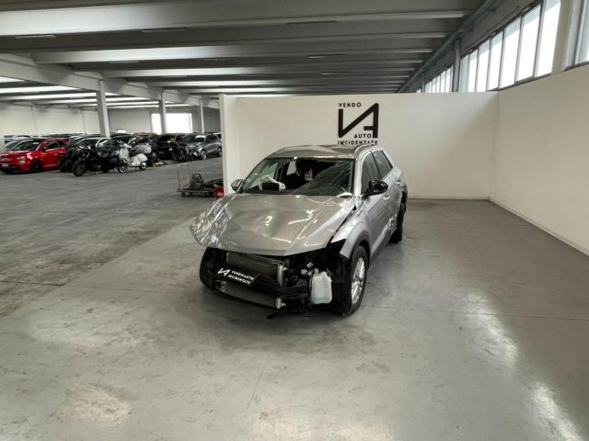 Volkswagen T-Roc 1.0 TSI Life (3)