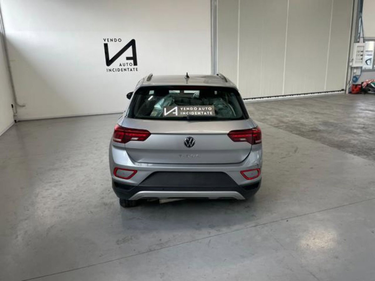 Volkswagen T-Roc 1.0 TSI Life (6)