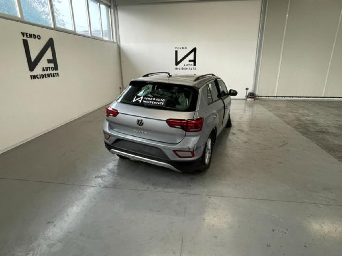 Volkswagen T-Roc 1.0 TSI Life (7)