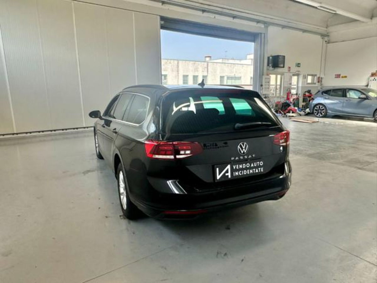 Volkswagen Passat Variant 2.0 TDI SCR EVO DSG Business (5)