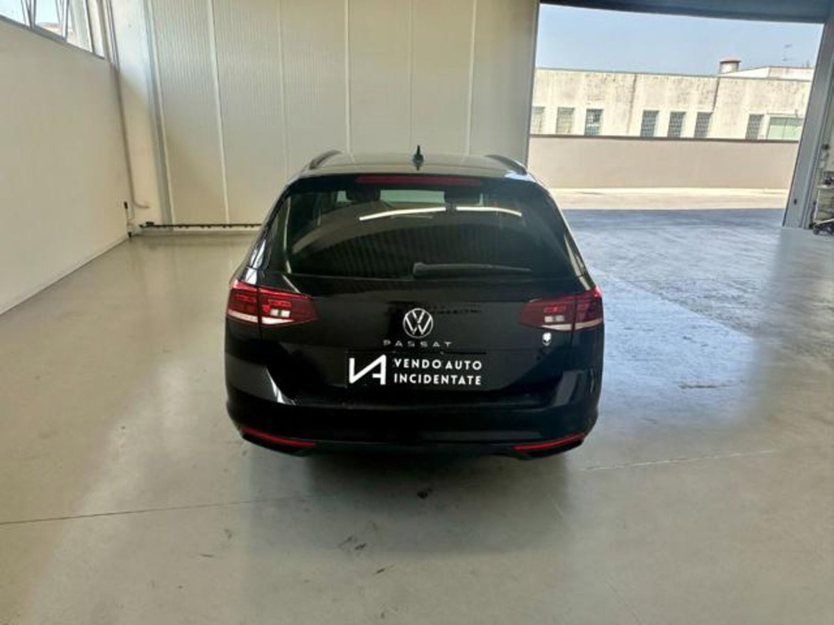 Volkswagen Passat Variant 2.0 TDI SCR EVO DSG Business (6)