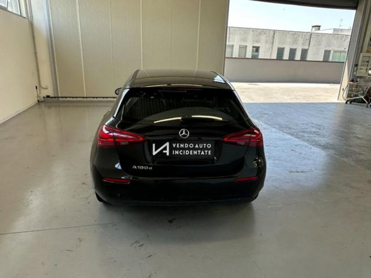 Mercedes-Benz Classe A 180 d Business Extra auto (6)