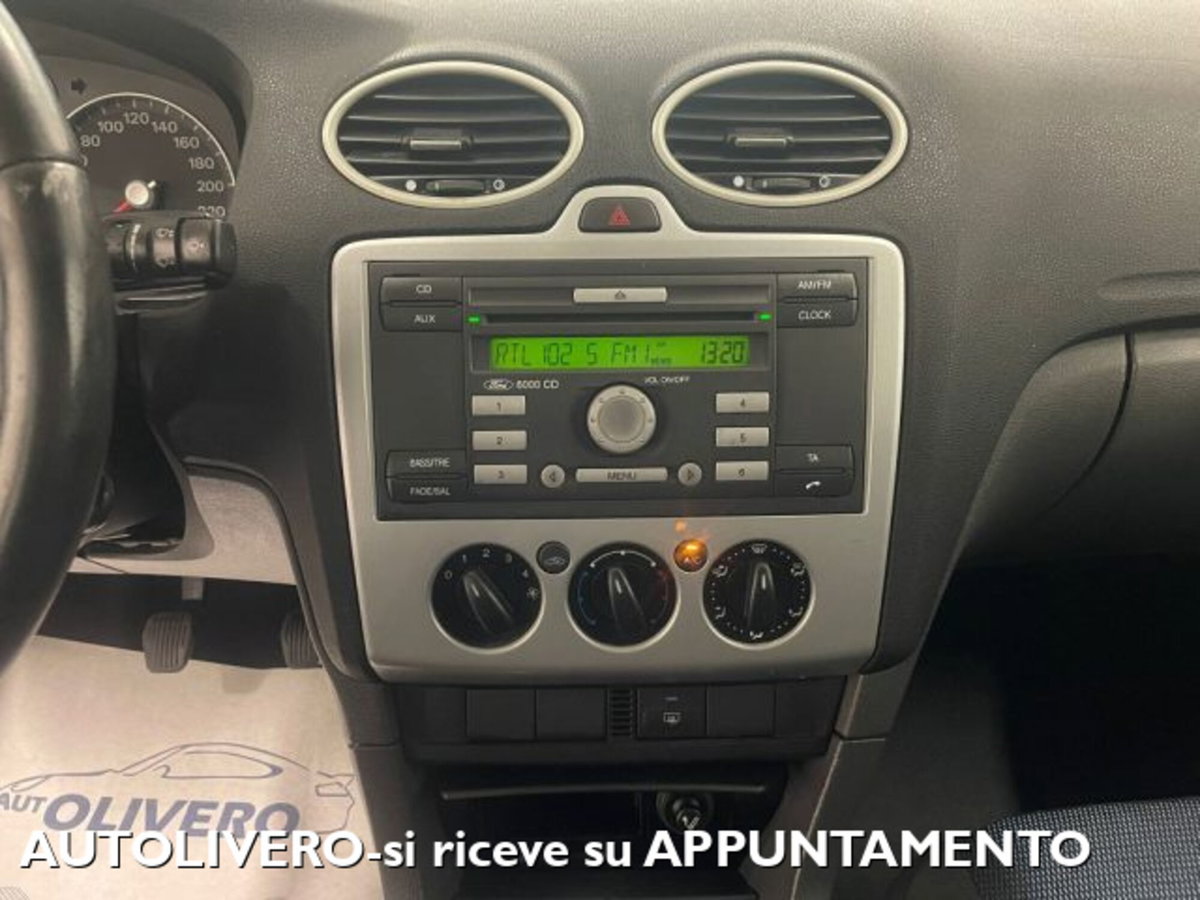 Ford Focus 1.6 TDCi (90CV) 5p. (13)