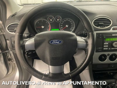 Ford Focus 1.6 TDCi (90CV) 5p. (15)