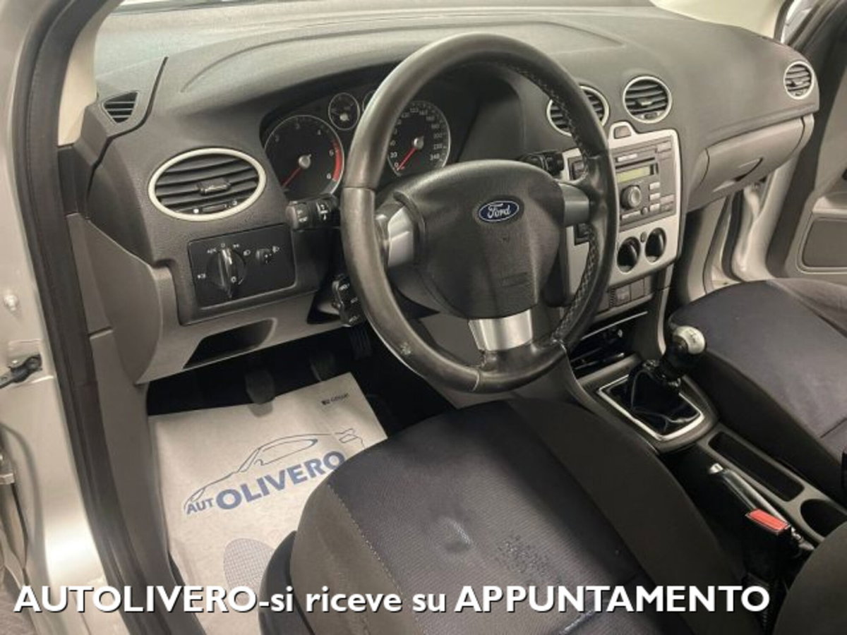 Ford Focus 1.6 TDCi (90CV) 5p. (6)