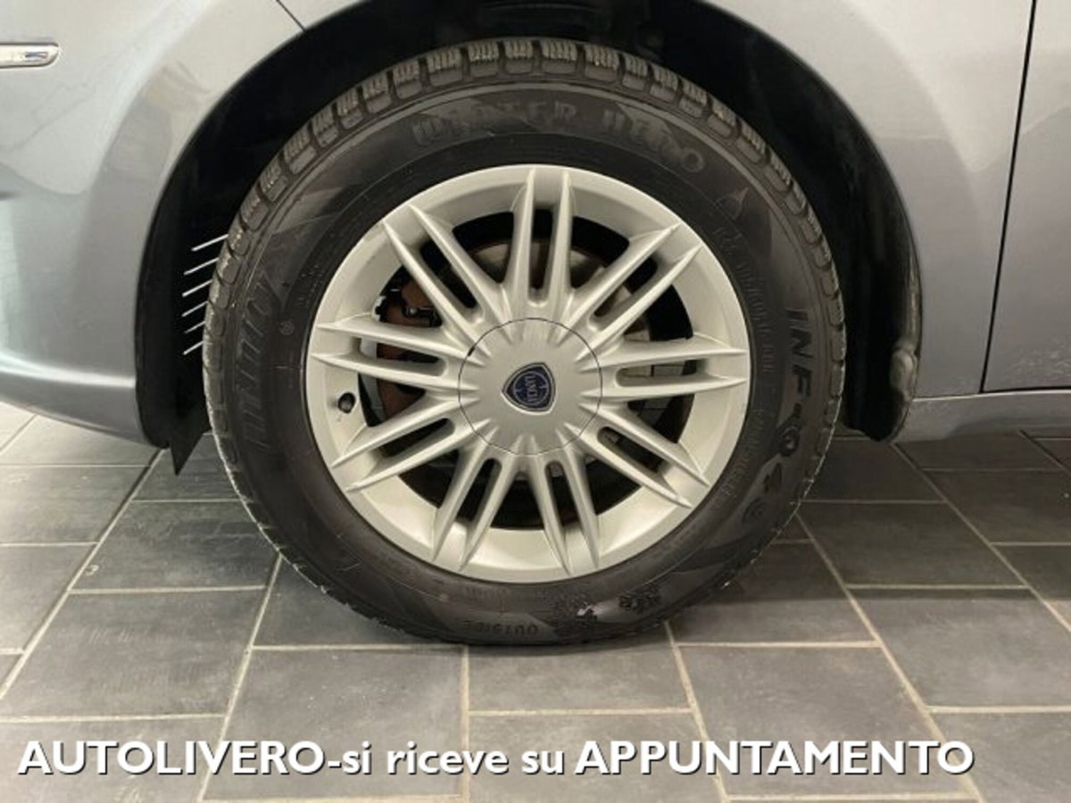Lancia Musa 1.4 Oro (5)