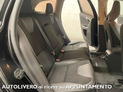 Volvo XC60 D3 AWD Geartronic Kinetic (11)